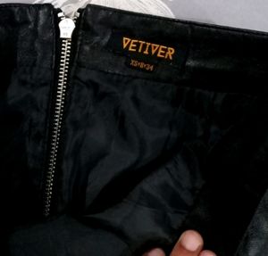 💥Black Leather Skirt.