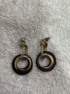 Bundle of 9 jewellery pieces