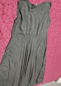 Women Olive Green Kurta With Yellow Printed Shrug
