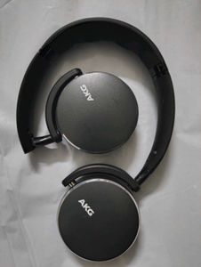 AKG(samsung) Y500 Headphones.