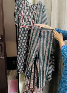 Elegant Printed Salwar Kameez