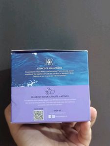 Aqualogica Illuminate + Hydra Gel Moisturizer
