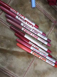 Set Of 9 Lipliner&#39;s 8IsTrue Lips One Ads