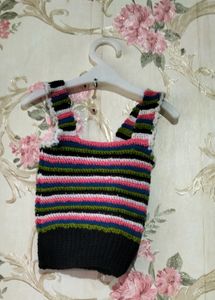 #crochet #handmade #sleevless #sweater. #babys
