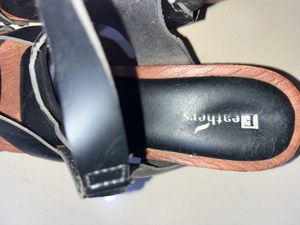 Black Feathers Wedged Heels