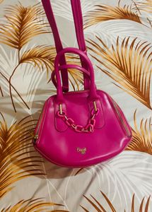 Baggit Candy Pink Sling Bag For Hot Girls