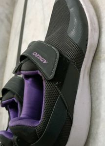 Action Shoes Athleto Size 7But Little Tightt