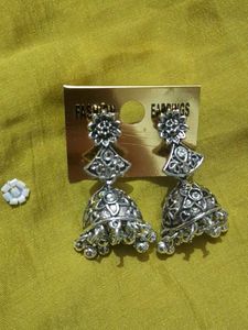 Silver Jhumka Earrings