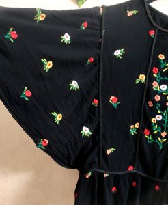 Woman 🖤 Black Top , XXL , New One