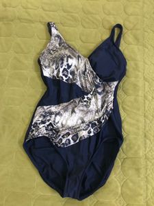 Chic One Piece Swimsuit Bust 36-38