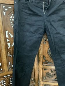 black jean