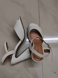 Lemon &amp; Pepper Heels