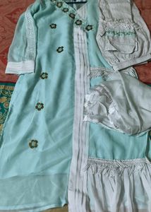 Pakistani Suit
