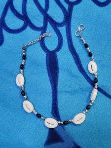 ANKLET
