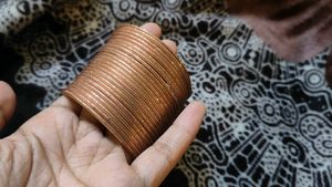 Rose Gold Bangle Set