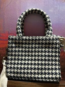 Classic Houndstooth Handbag - Chic &amp; Elegance
