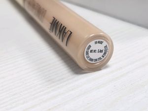LAKME CONCEALER -20nude Shade
