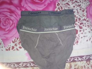 Dollar & Frenchie Briefs - Size M