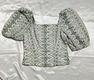 Floral Embroidered Puff Sleeve Top