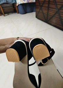 Black Casual Shoes
