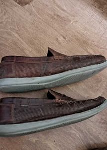 price drop ‼️‼️Red Tape Leather Shoes-combo