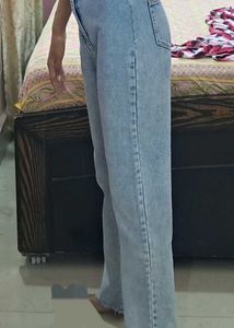 Urbanic Straight Fit Jeans