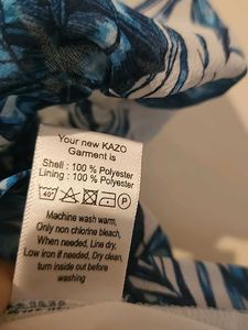 *PRICE DROP* Kazo Blue And White Crop Top