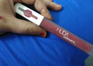 Huda Lipstick