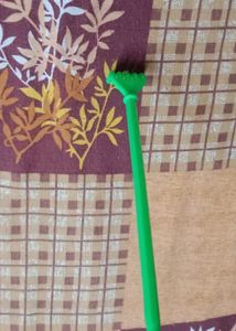 Green Back Scratcher