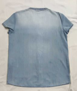 ONLY Denim V- Neck Shirt