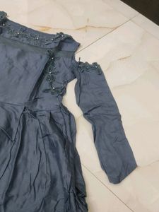 Ladies Cold Shoulder Top
