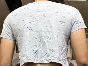 Grey Star Print T-Shirt - Cute &amp; Casual (Size S)