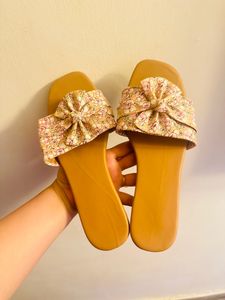 Flat Sandal