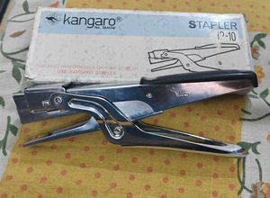 Kangaro Stapler