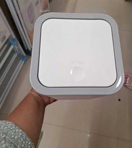 Mini Dustbin Push To Open