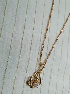 Elegant Gold-Tone Pendant Necklace