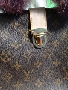 Louis Viton Women Hand Bag