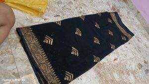 Elegant Black &amp; Gold Saree