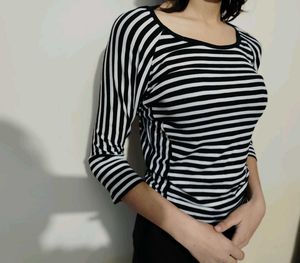 Striped 3/4 Sleeve Top