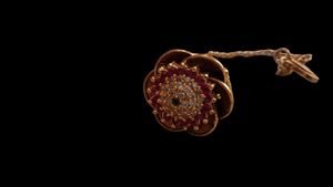 Flower Design Pink & White Mangtika Jewellery