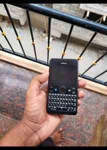 Nokia Asha 210