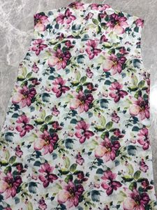 Floral Sleeveless Top