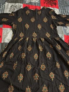 Elegant Black Printed Dress