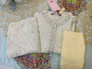 Elegant Embroidered 3 Pcs Kurti Set Fix Price