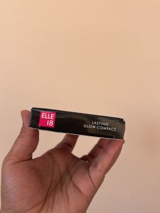 ELLE 18 Lasting Glow Compact