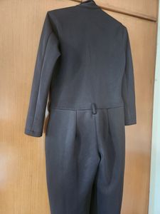 Chic Black Outfit with Sparkle Top