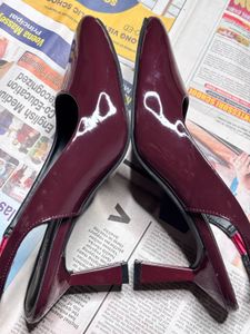 Elegant Maroon Slingback Heel