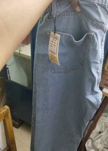 Wide Leg Light Wash Jeans