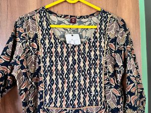 Brand New Ethnic Kurta &amp; Pant Set – With Tag