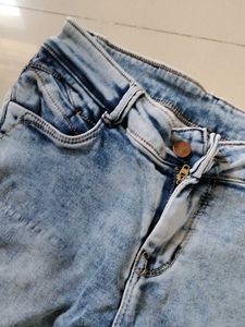 Light Wash Distressed Skinny Jean